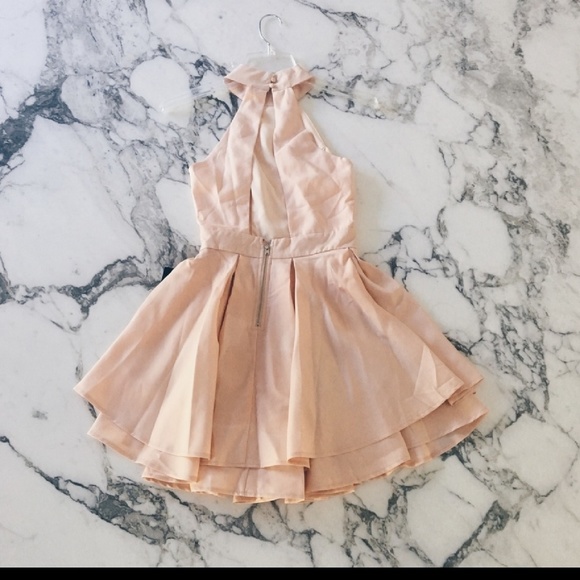 Lulu's Dress Rehearsal Dress in Light Peach! - Picture 4 of 5